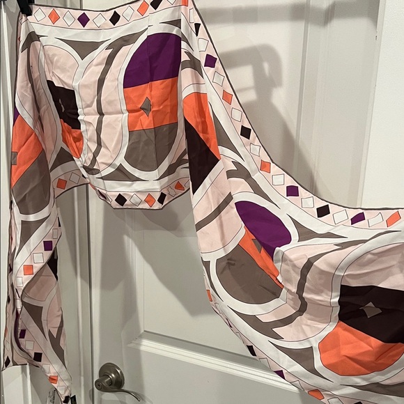 Emilio Pucci Patterned Scarf - Picture 4 of 6